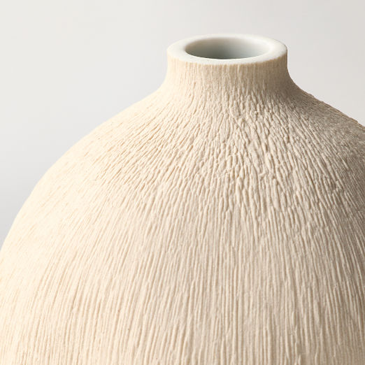 Seca Warm White Porcelain Bud Vase 3"
