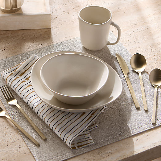 Selene 4-Piece Ivory Stoneware Dinnerware Set with Soup Bowl