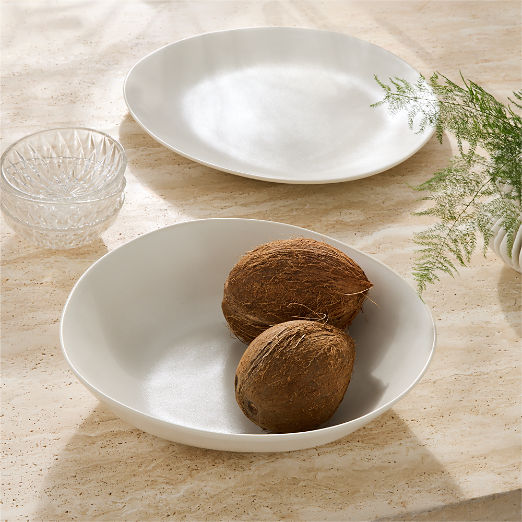 Selene Round Ivory Stoneware Serving Platter