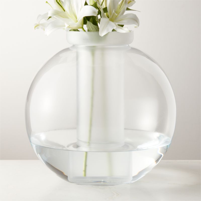 View Sfera Globe Glass Vase by Gianfranco Frattini details