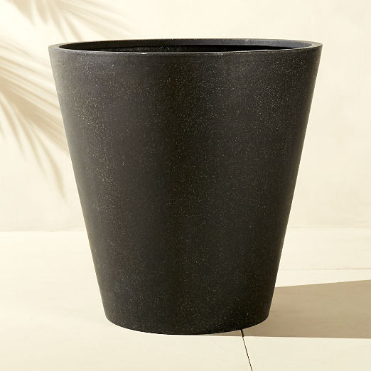 Shore Polyterrazzo Extra Large Black Indoor/Outdoor Planter