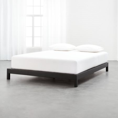 Simple Black Metal Bed Base