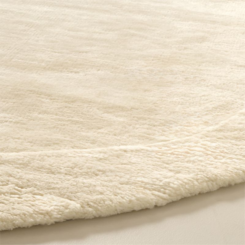 St. Mary Hand-Knotted Warm White New Zealand Wool Round Area Rug 10' by Casa Dean by Swizz Beatz - image 1 of 3