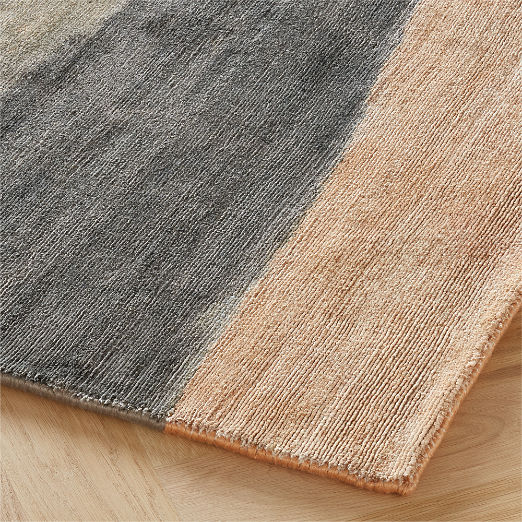 Sundown Handloomed Copper and Ivory Viscose Area Rug 5'x8'