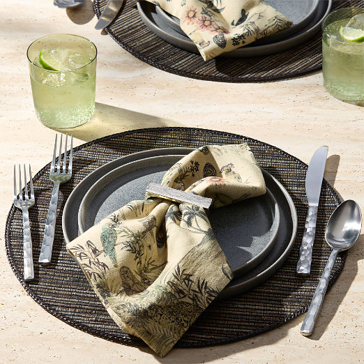 Kenith Black Round Woven Placemat