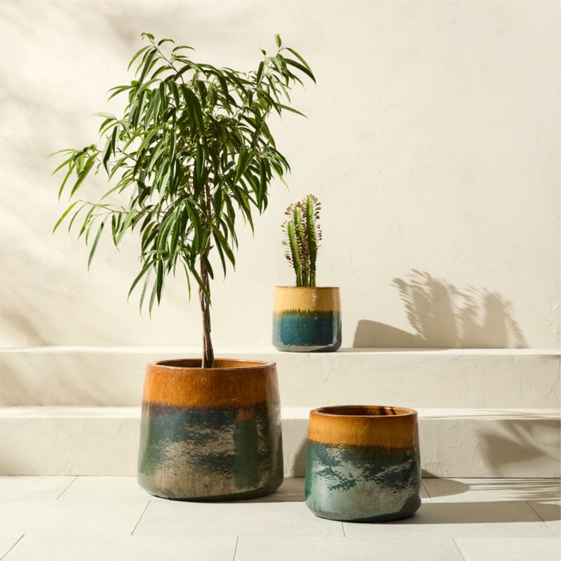 Tramonto Round Two-Tone Green and Natural Reactive Glaze Ceramic Indoor/Outdoor Planter Small - image 2 of 7