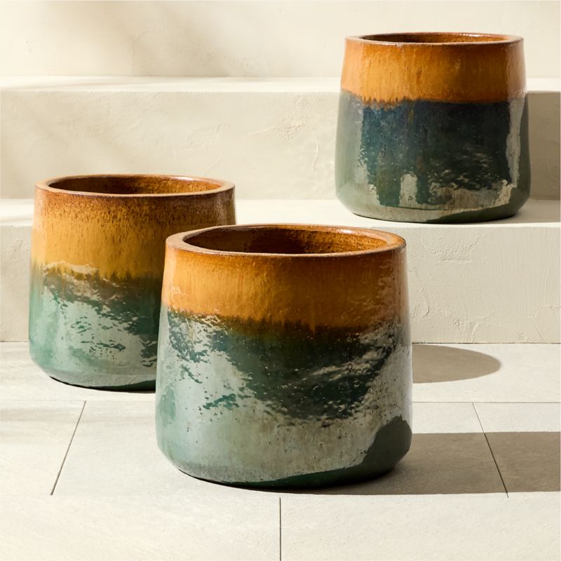 Tramonto Round Two-Tone Green and Natural Reactive Glaze Ceramic Indoor/Outdoor Planter Medium - image 5 of 7