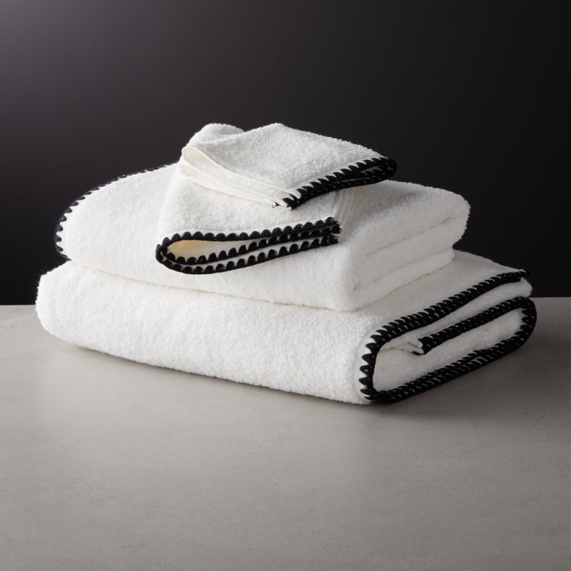 Fern Pattern Black and White Bath Towel