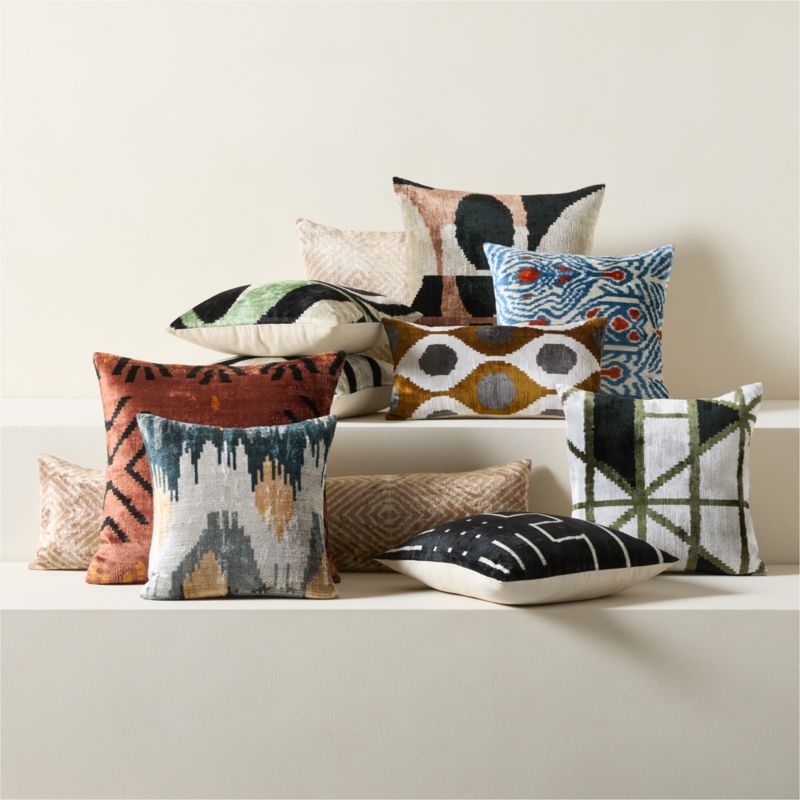 Amato Turkish Silk Throw Pillow with Down-Alternative Insert 20"x20"