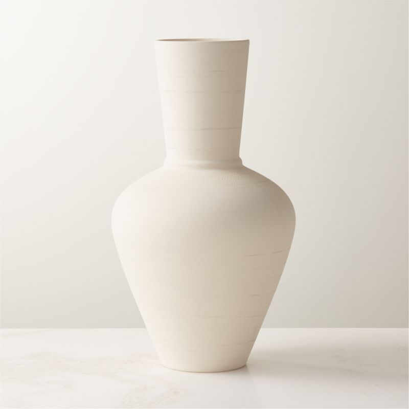 Valo Modern Matte White Vase + Reviews | CB2