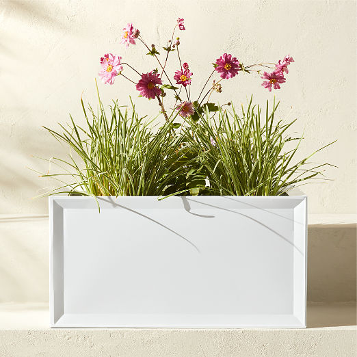 Varo Rectangular White Metal Indoor/Outdoor Planter 24.25"x12.5"