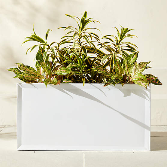 Varo Rectangular White Metal Indoor/Outdoor Planter 32"x16.25"