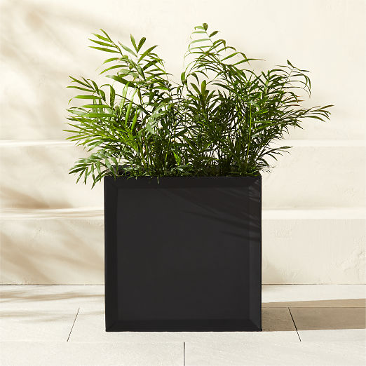 Varo Square Black Metal Indoor/Outdoor Planter 16.25"x16"