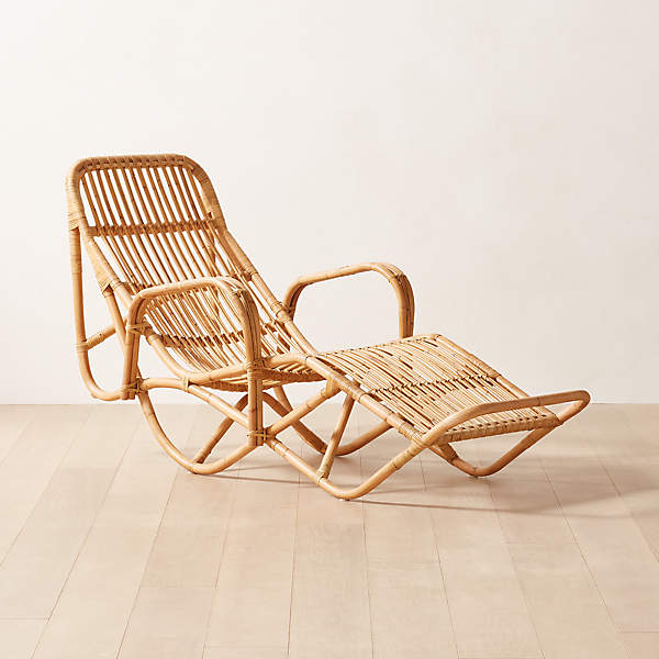 Rattan best sale chaise lounge