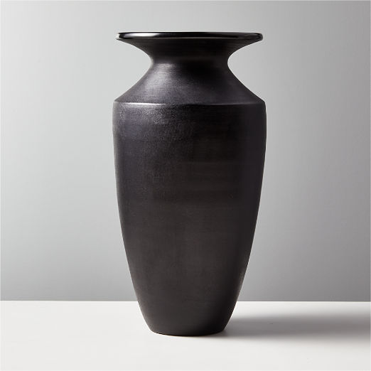 Yadira Black Terracotta Vase