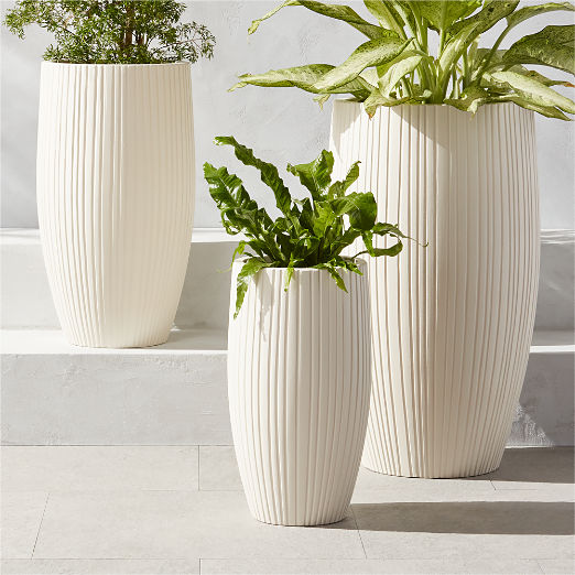 Zadie White Resin Indoor/Outdoor Planters