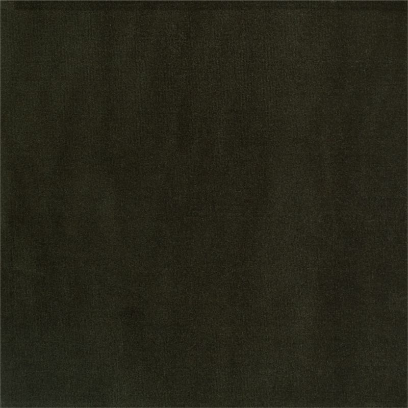 Zoom Logan Fabric in Raven