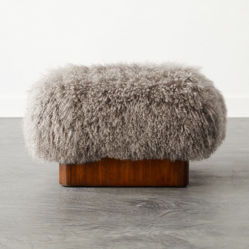 Pelosa Sheepskin Ottoman Reviews CB2